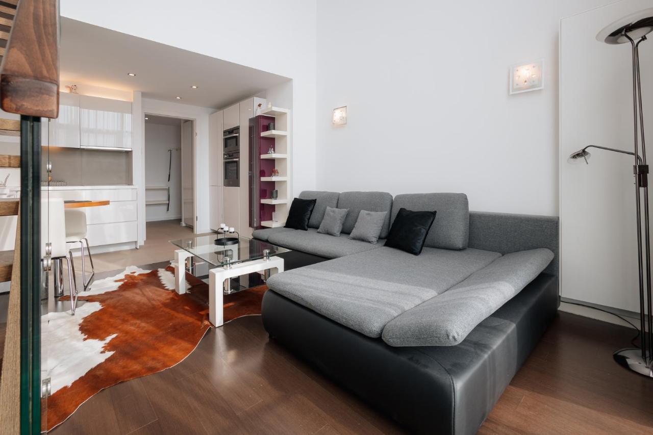 Skau Eurovea Duplex Apartment Danube Exclusive View Free Parking براتسيلافا المظهر الخارجي الصورة